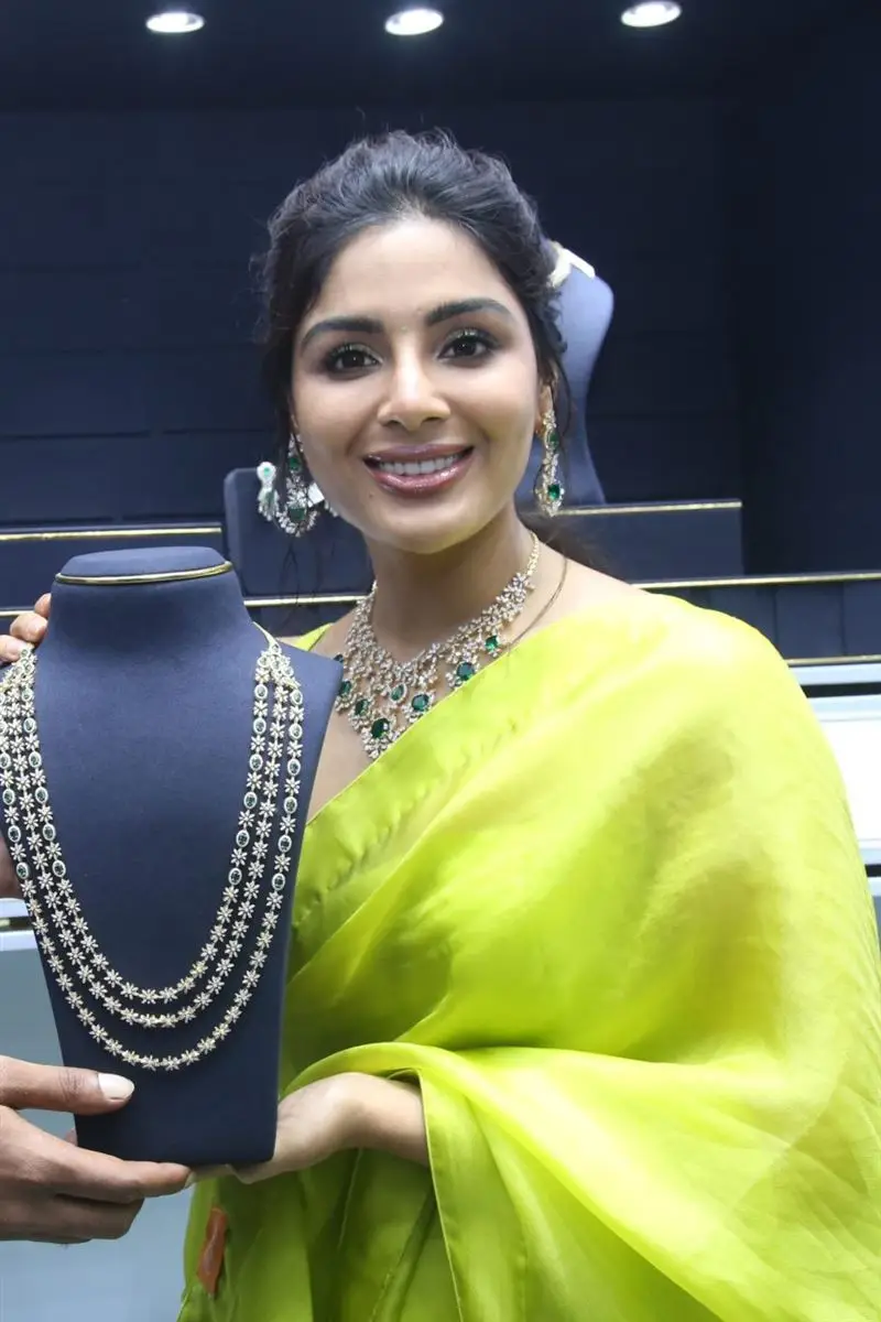 Samyuktha Menon at Ladia Lab Grown Diamond Jewellery Grand Opening